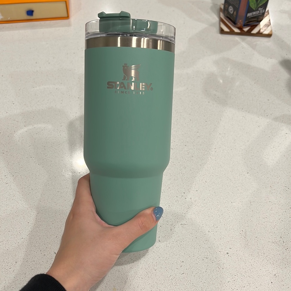 Stanley 30 oz never used